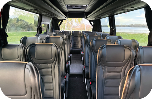 27 persoons minibus Minibuscentrale