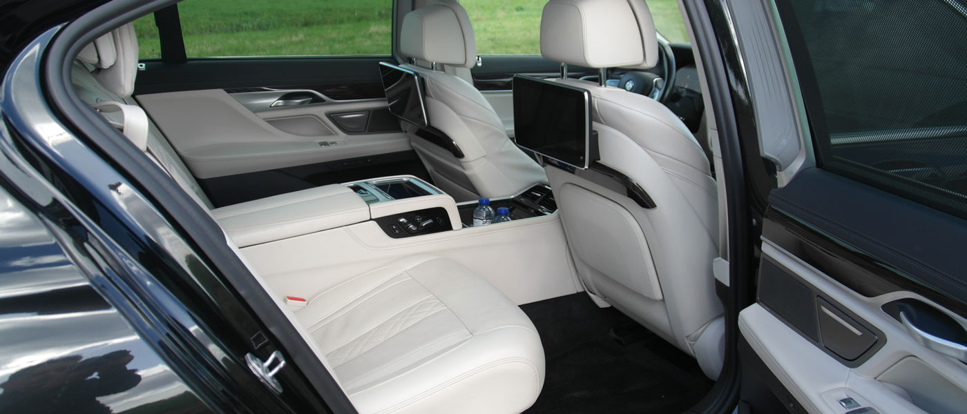 Minibuscentrale Auto met chauffeur - BMW 7-serie