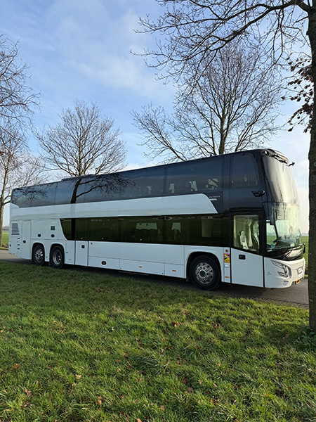 Touringcar 76 pax banner