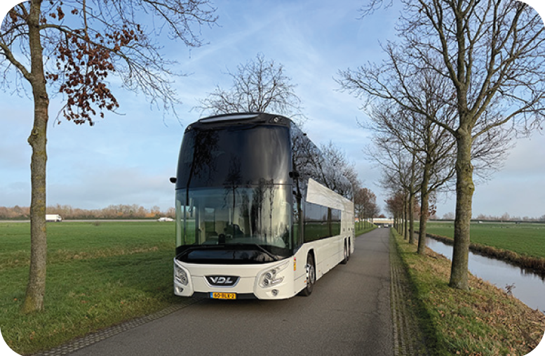76 pax dubbeldekker touringcar